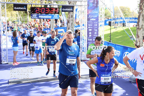 Buy your photos of the eventMeia Maratona Porto 2019 on Fotop