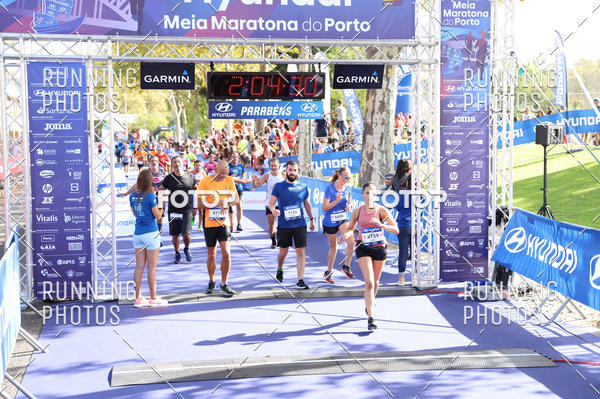 Buy your photos of the eventMeia Maratona Porto 2019 on Fotop