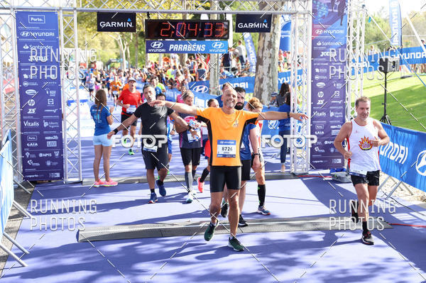 Buy your photos of the eventMeia Maratona Porto 2019 on Fotop