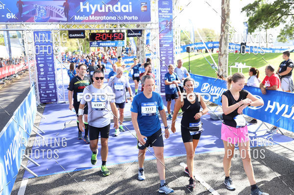 Buy your photos of the eventMeia Maratona Porto 2019 on Fotop