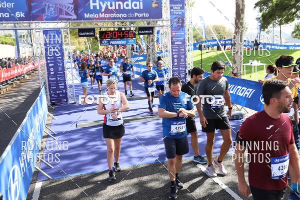 Buy your photos of the eventMeia Maratona Porto 2019 on Fotop