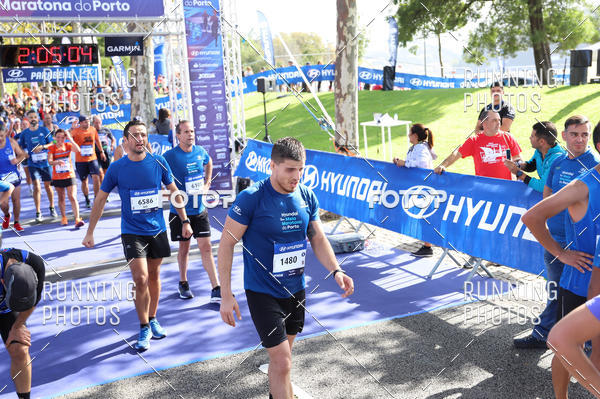 Buy your photos of the eventMeia Maratona Porto 2019 on Fotop