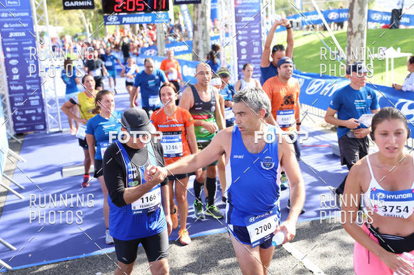 Buy your photos of the eventMeia Maratona Porto 2019 on Fotop