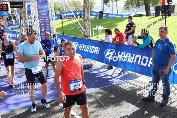 Buy your photos of the eventMeia Maratona Porto 2019 on Fotop