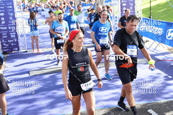 Buy your photos of the eventMeia Maratona Porto 2019 on Fotop