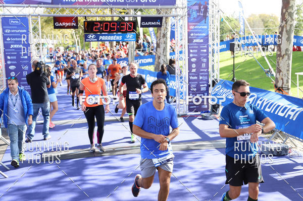 Buy your photos of the eventMeia Maratona Porto 2019 on Fotop