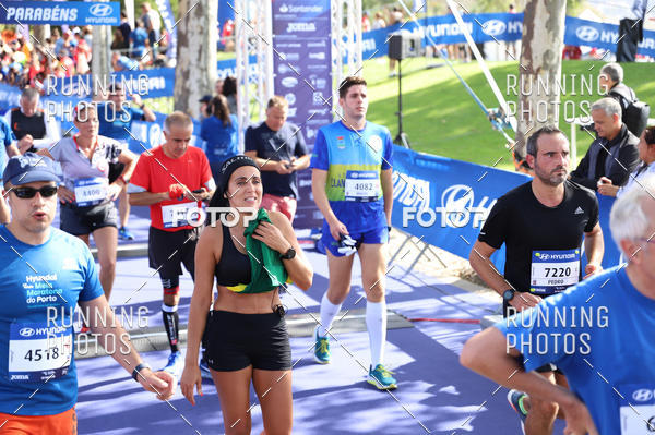 Buy your photos of the eventMeia Maratona Porto 2019 on Fotop