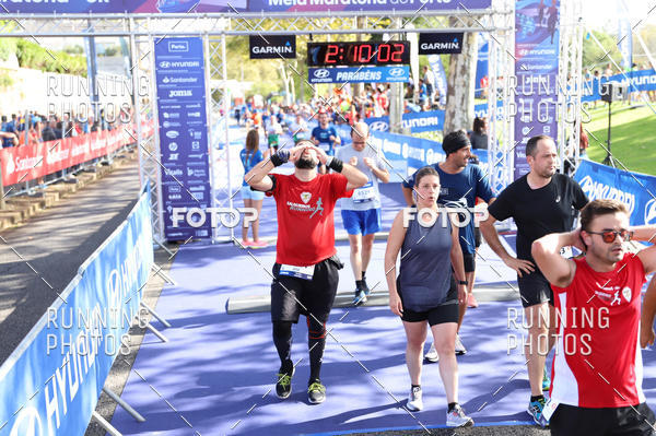 Buy your photos of the eventMeia Maratona Porto 2019 on Fotop
