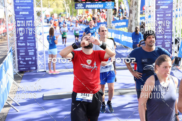 Buy your photos of the eventMeia Maratona Porto 2019 on Fotop