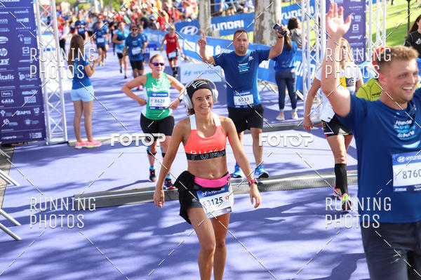 Buy your photos of the eventMeia Maratona Porto 2019 on Fotop