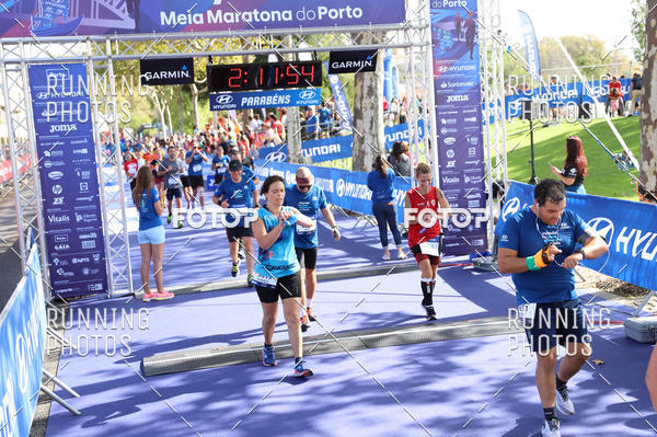Buy your photos of the eventMeia Maratona Porto 2019 on Fotop