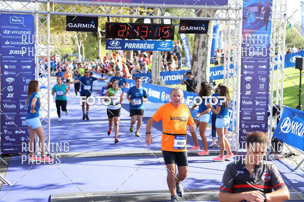 Buy your photos of the eventMeia Maratona Porto 2019 on Fotop