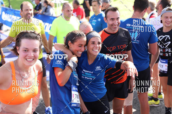 Buy your photos of the eventMeia Maratona Porto 2019 on Fotop