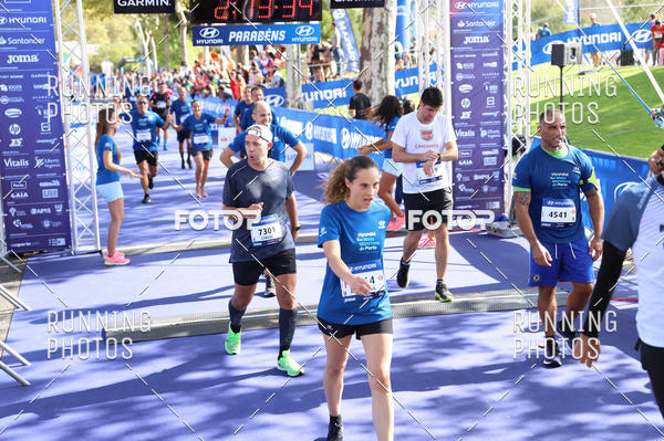 Buy your photos of the eventMeia Maratona Porto 2019 on Fotop