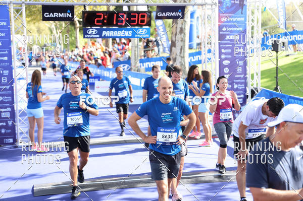 Buy your photos of the eventMeia Maratona Porto 2019 on Fotop