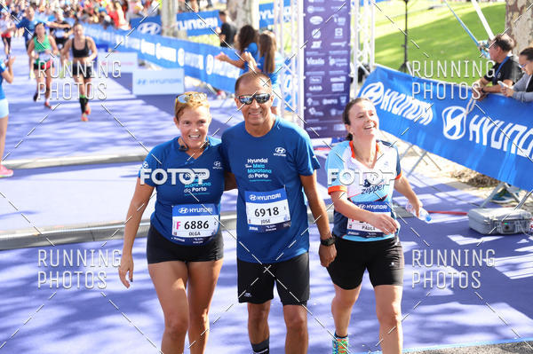 Buy your photos of the eventMeia Maratona Porto 2019 on Fotop