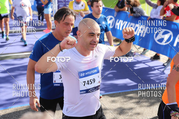 Buy your photos of the eventMeia Maratona Porto 2019 on Fotop