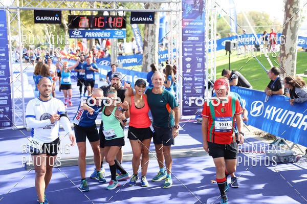 Buy your photos of the eventMeia Maratona Porto 2019 on Fotop