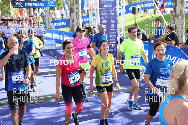 Buy your photos of the eventMeia Maratona Porto 2019 on Fotop