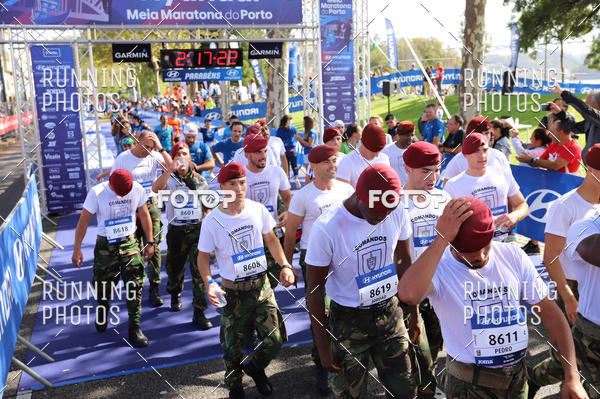 Buy your photos of the eventMeia Maratona Porto 2019 on Fotop