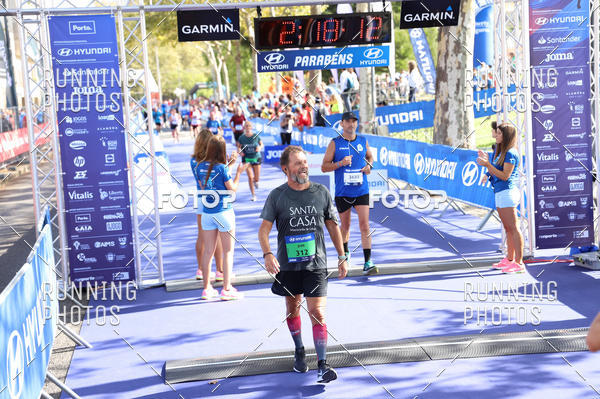 Buy your photos of the eventMeia Maratona Porto 2019 on Fotop