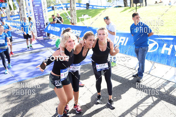 Buy your photos of the eventMeia Maratona Porto 2019 on Fotop