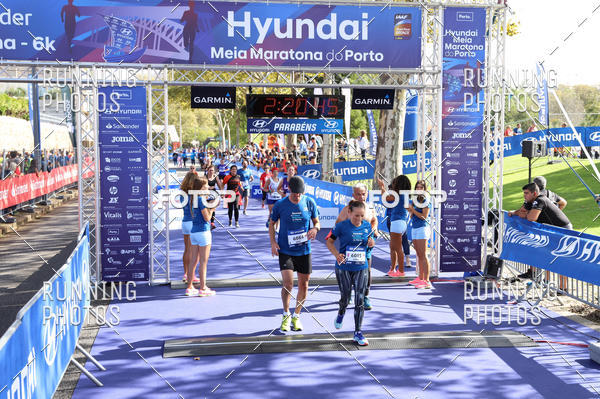 Buy your photos of the eventMeia Maratona Porto 2019 on Fotop