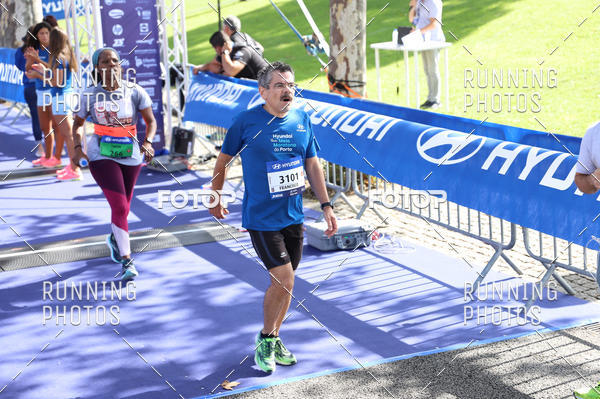 Buy your photos of the eventMeia Maratona Porto 2019 on Fotop