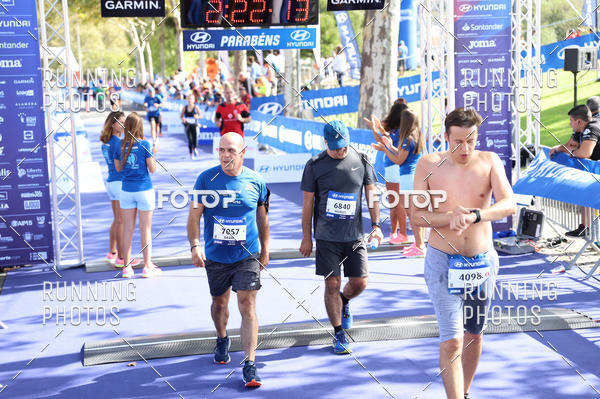 Buy your photos of the eventMeia Maratona Porto 2019 on Fotop