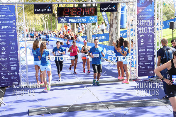 Buy your photos of the eventMeia Maratona Porto 2019 on Fotop