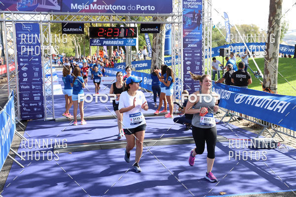 Buy your photos of the eventMeia Maratona Porto 2019 on Fotop