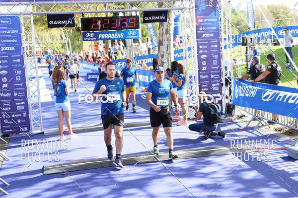 Buy your photos of the eventMeia Maratona Porto 2019 on Fotop