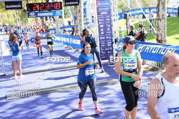 Buy your photos of the eventMeia Maratona Porto 2019 on Fotop
