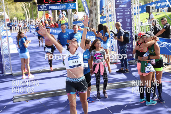 Buy your photos of the eventMeia Maratona Porto 2019 on Fotop