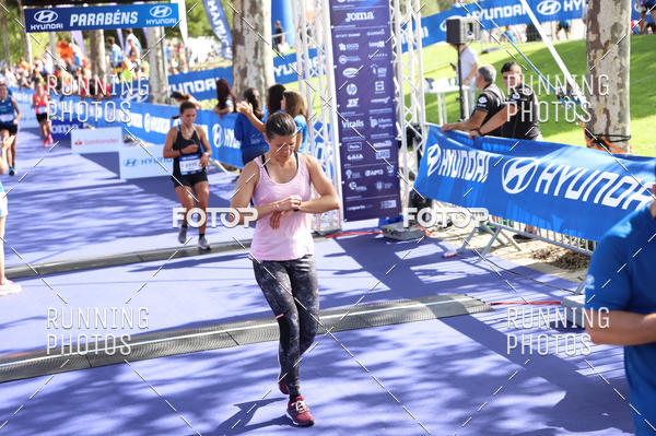 Buy your photos of the eventMeia Maratona Porto 2019 on Fotop