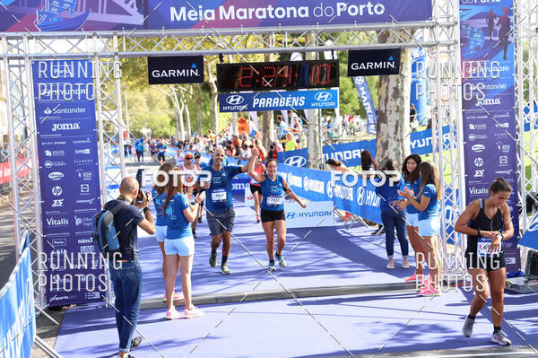 Buy your photos of the eventMeia Maratona Porto 2019 on Fotop