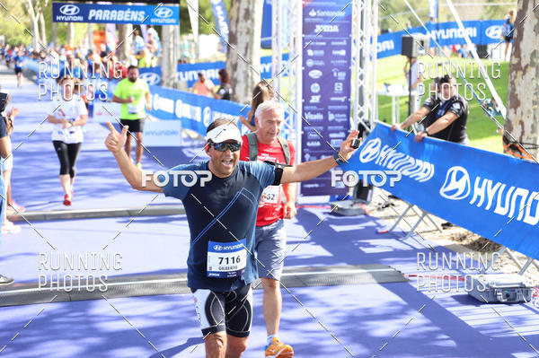 Buy your photos of the eventMeia Maratona Porto 2019 on Fotop