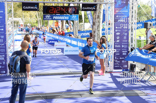 Buy your photos of the eventMeia Maratona Porto 2019 on Fotop
