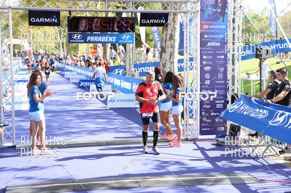 Buy your photos of the eventMeia Maratona Porto 2019 on Fotop