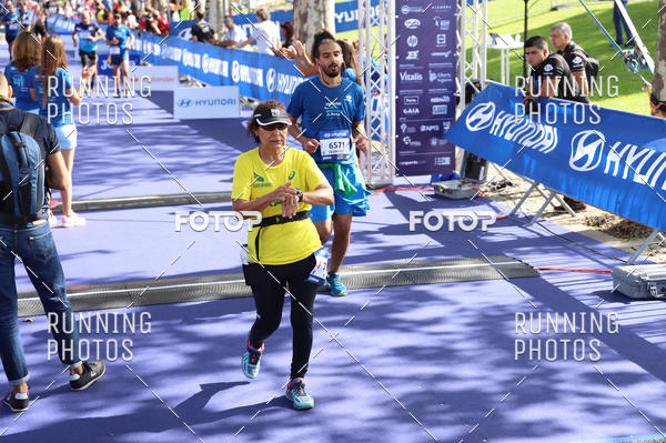 Buy your photos of the eventMeia Maratona Porto 2019 on Fotop
