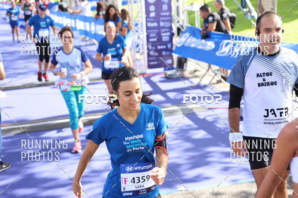 Buy your photos of the eventMeia Maratona Porto 2019 on Fotop