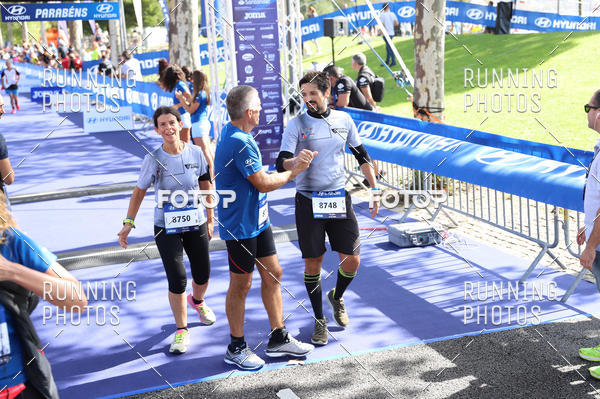 Buy your photos of the eventMeia Maratona Porto 2019 on Fotop