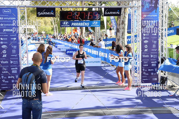 Buy your photos of the eventMeia Maratona Porto 2019 on Fotop