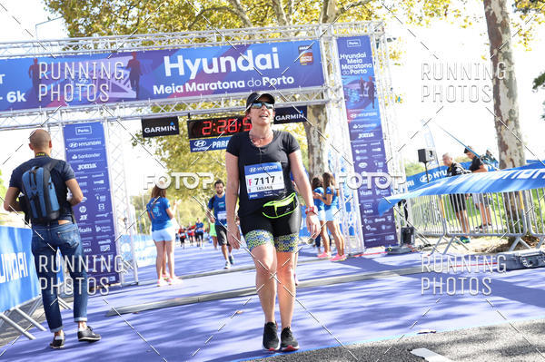 Buy your photos of the eventMeia Maratona Porto 2019 on Fotop