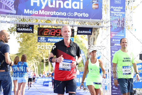 Buy your photos of the eventMeia Maratona Porto 2019 on Fotop