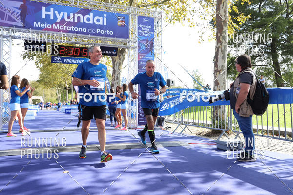 Buy your photos of the eventMeia Maratona Porto 2019 on Fotop