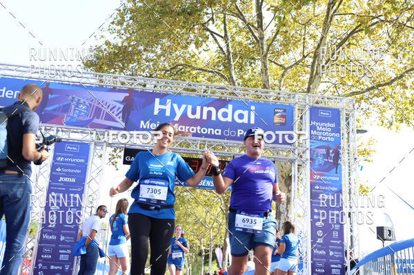 Buy your photos of the eventMeia Maratona Porto 2019 on Fotop