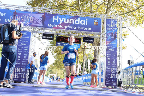 Buy your photos of the eventMeia Maratona Porto 2019 on Fotop