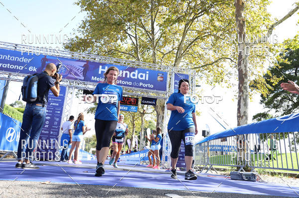 Buy your photos of the eventMeia Maratona Porto 2019 on Fotop