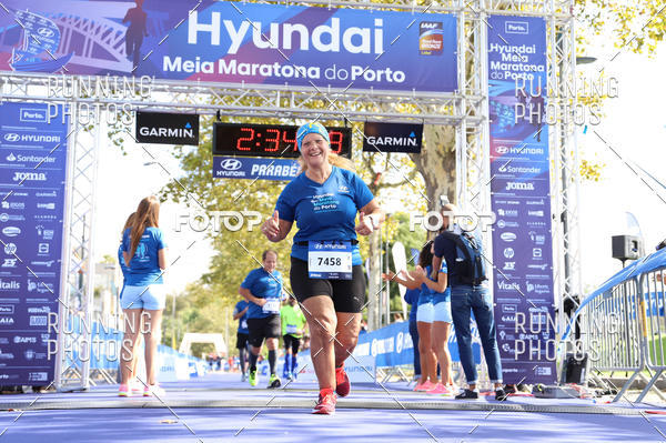 Buy your photos of the eventMeia Maratona Porto 2019 on Fotop